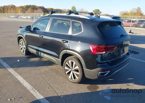 2022 Volkswagen Taos 1.5T Se z USA, uszkodzony, nr VIN 3VVSX7B23NM032765